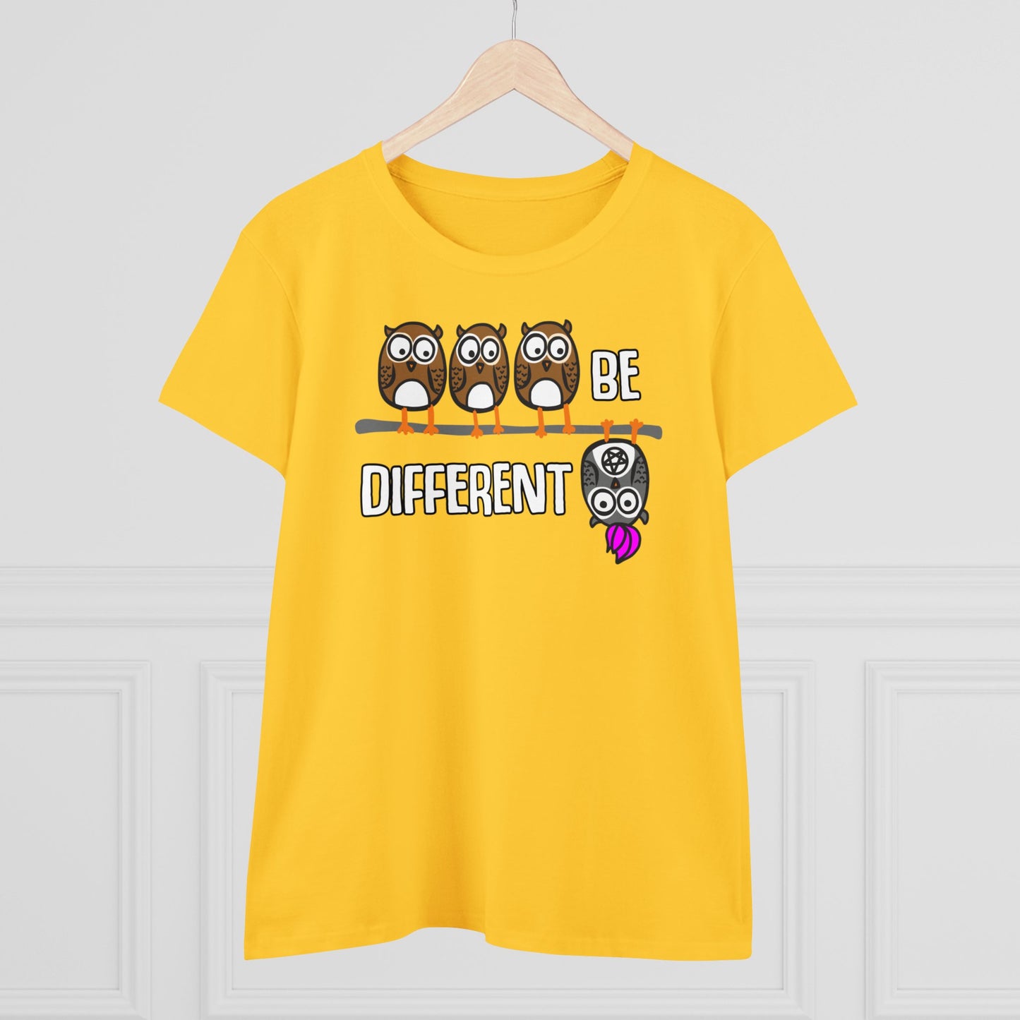 Damen T-Shirt Be Different