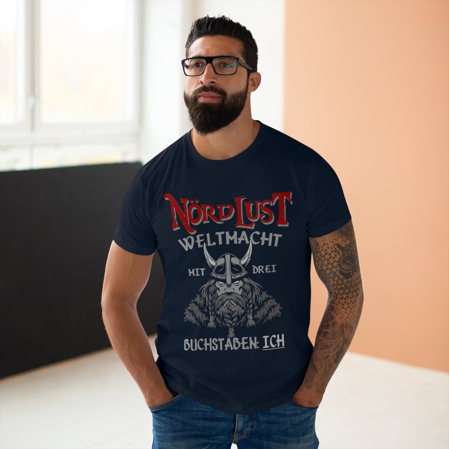 T-Shirt (bis 5XL) NördLust Weltmacht mit 3 Buchstaben