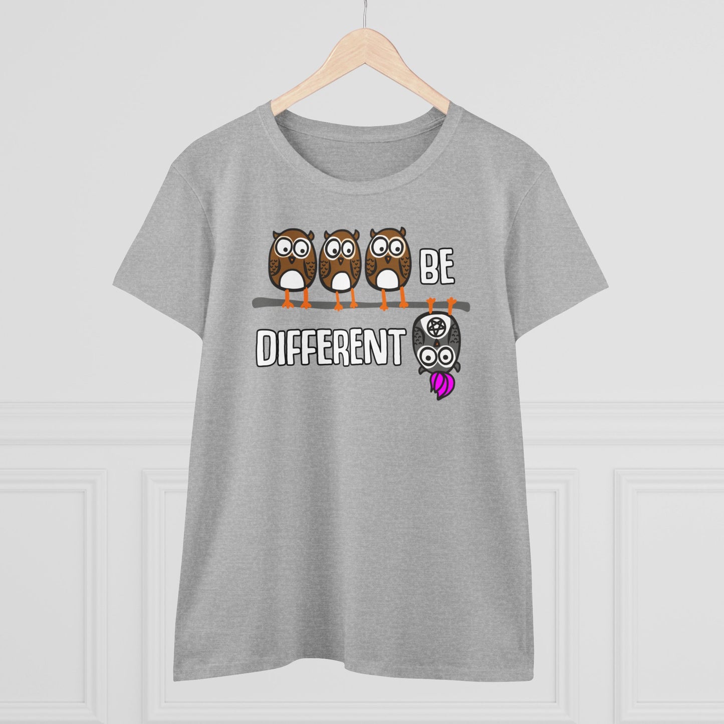 Damen T-Shirt Be Different