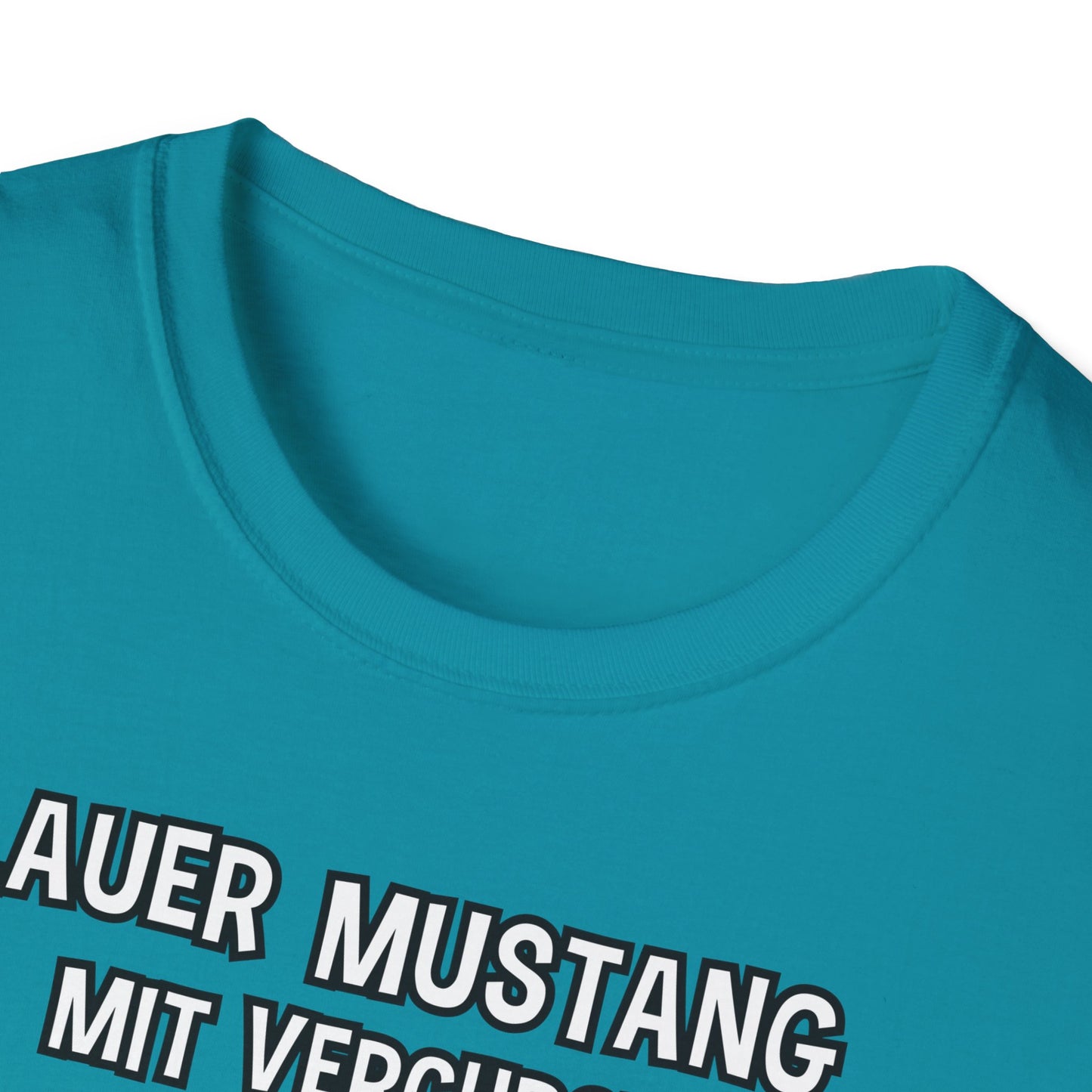 T-Shirt Blauer Mustang mit verchromtem Grill und fetten Schlappen